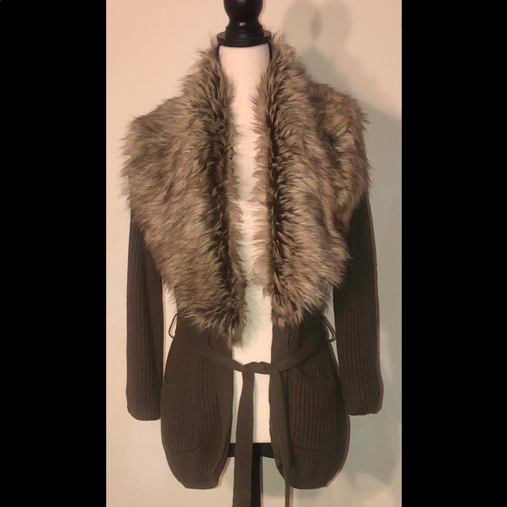 Olive & Oak Faux Fur Collar Cardigan